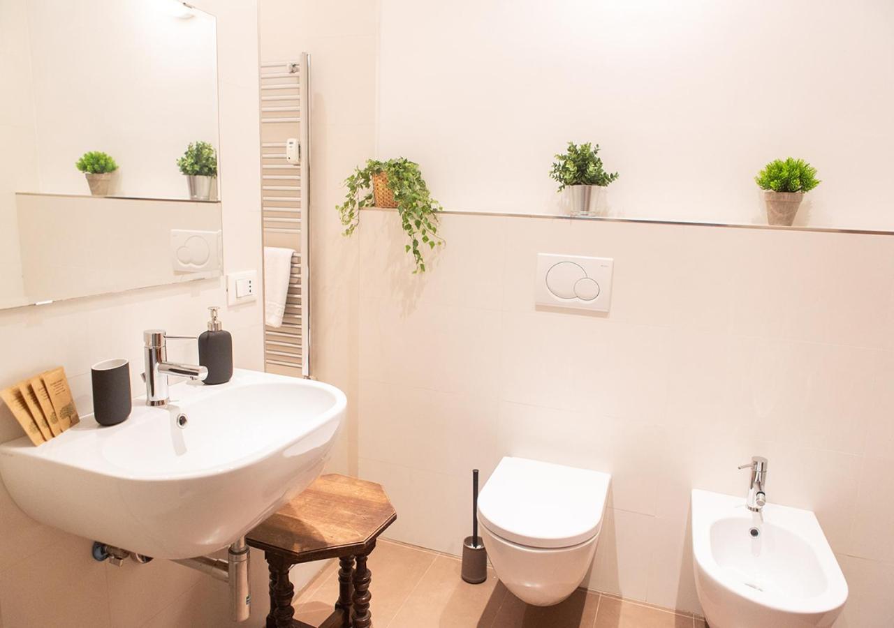 Termini Alever Apartament 3 Bedrooms โรม ภายนอก รูปภาพ