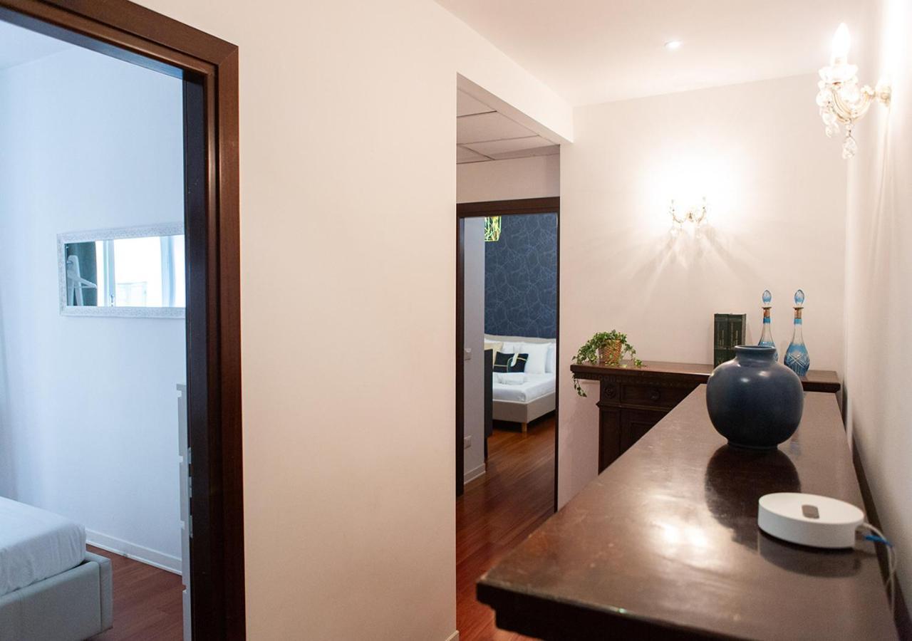 Termini Alever Apartament 3 Bedrooms โรม ภายนอก รูปภาพ